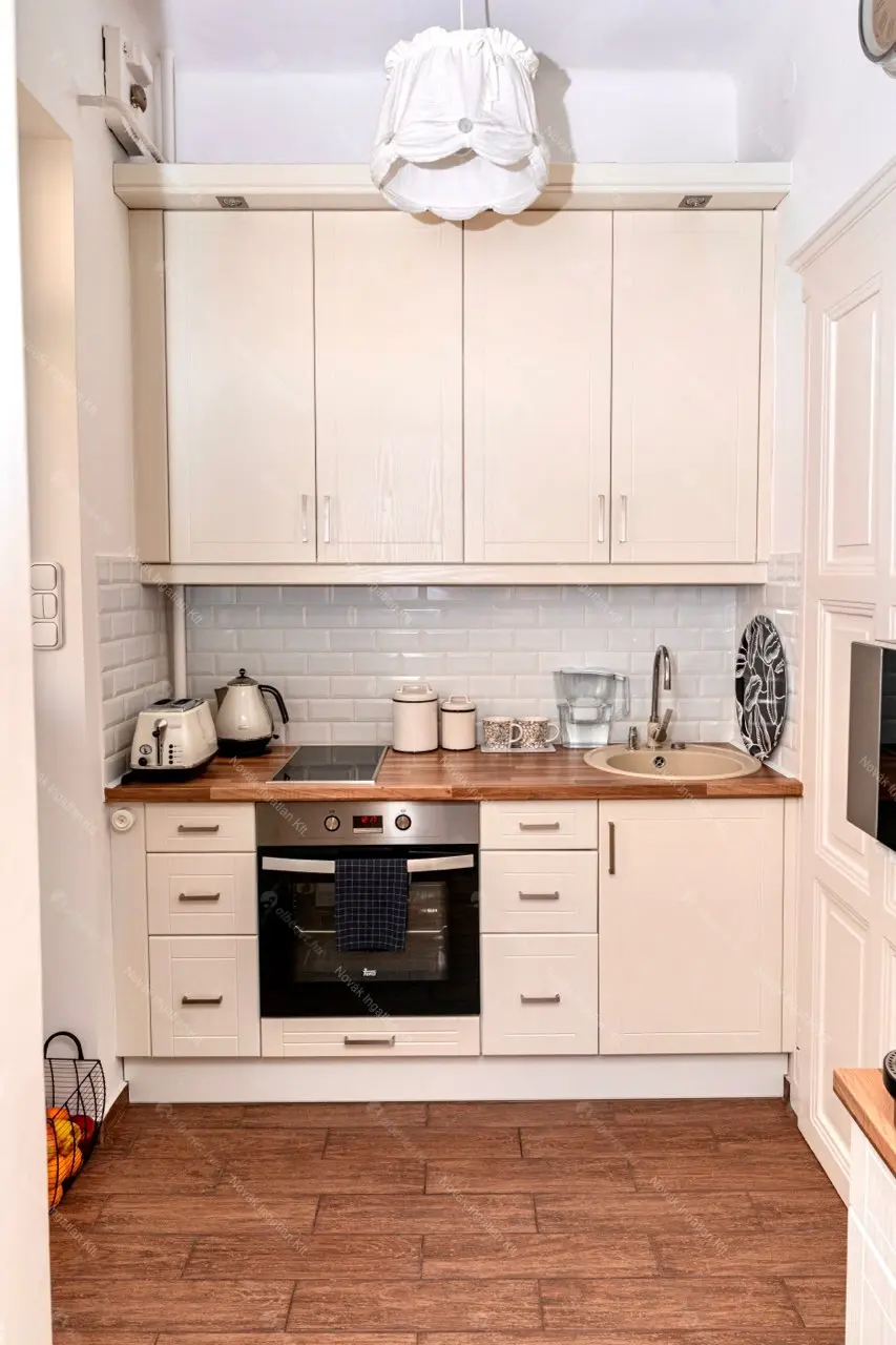 Kiadó albérlet 250000 Ft/hó áron: Budapest, XII. kerület  Böszörményi út. Mérete: 43 nm, 1 szobás | Alberlet.hu - 6469264