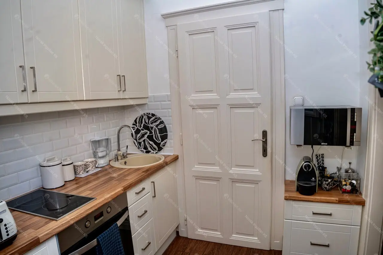 Kiadó albérlet 250000 Ft/hó áron: Budapest, XII. kerület  Böszörményi út. Mérete: 43 nm, 1 szobás | Alberlet.hu - 6469265