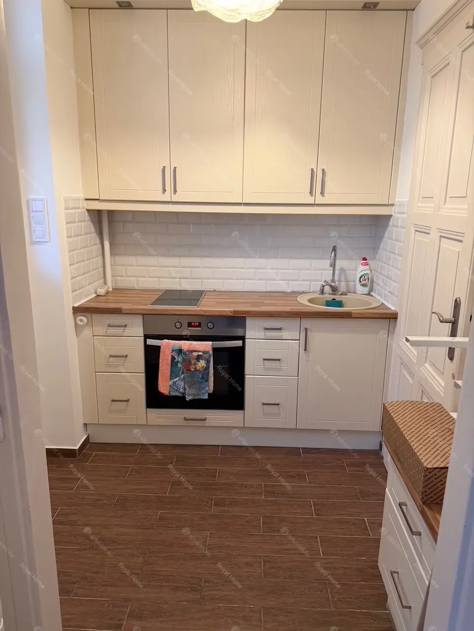 Kiadó albérlet 250000 Ft/hó áron: Budapest, XII. kerület  Böszörményi út. Mérete: 43 nm, 1 szobás | Alberlet.hu - 6697399