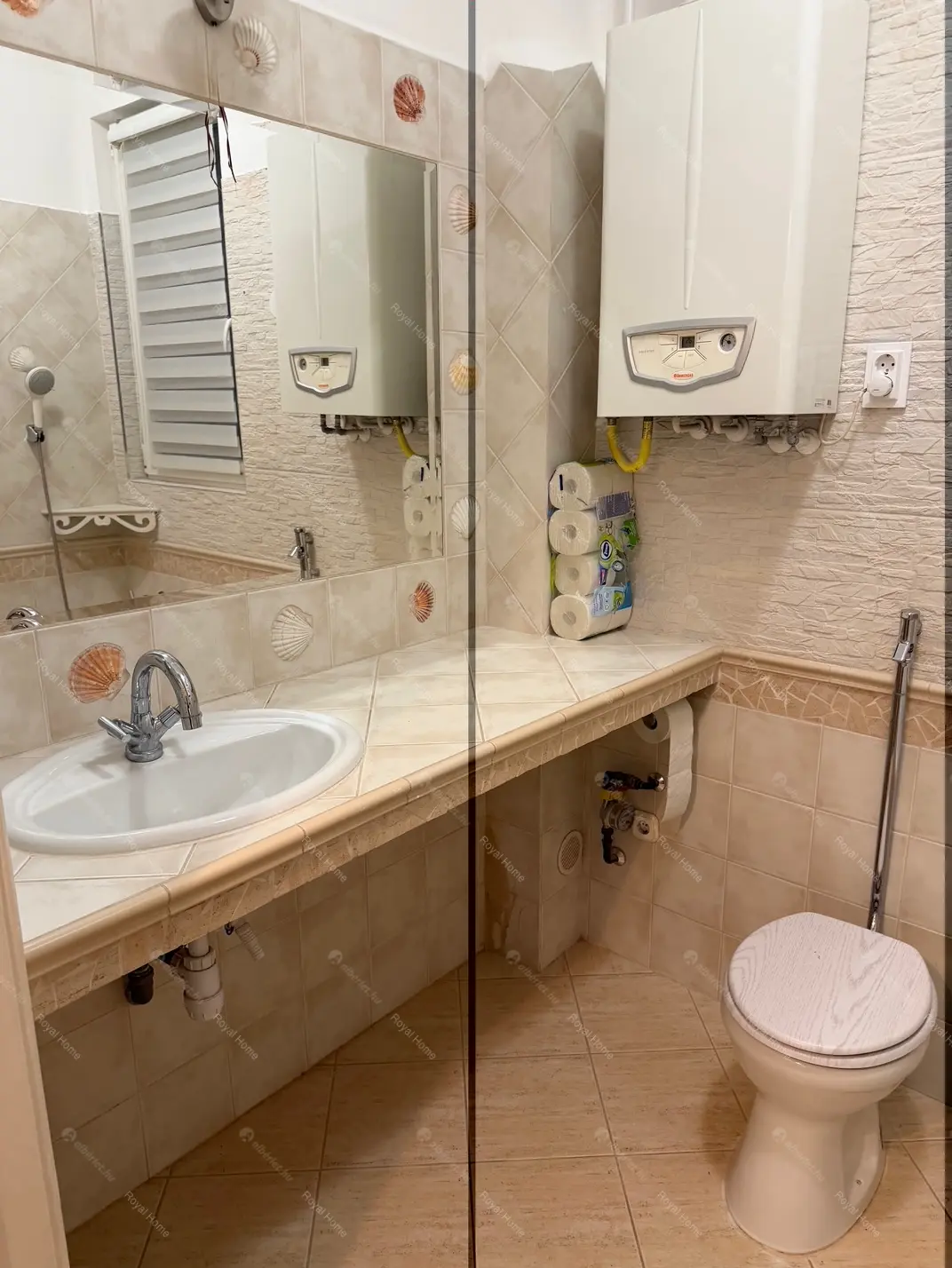 Kiadó albérlet 250000 Ft/hó áron: Budapest, XII. kerület  Böszörményi út. Mérete: 43 nm, 1 szobás | Alberlet.hu - 6697400