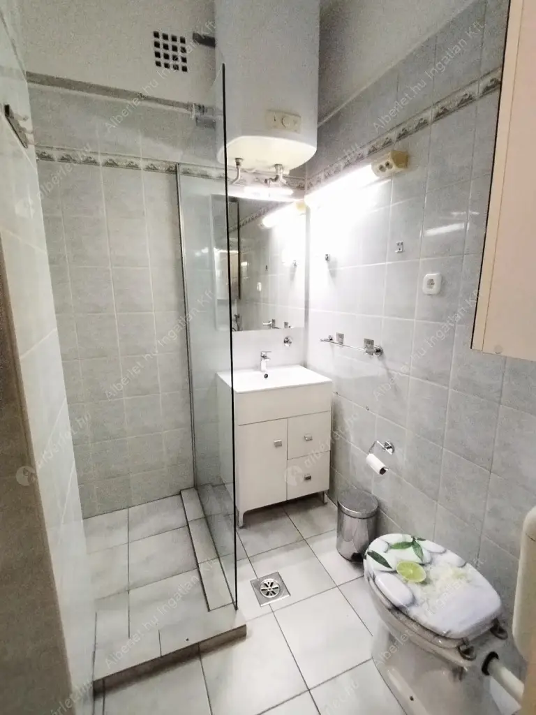 Kiadó albérlet 230000 Ft/hó áron: Budapest, XII. kerület  Böszörményi út. Mérete: 45 nm, 1 szobás | Alberlet.hu - 6572714