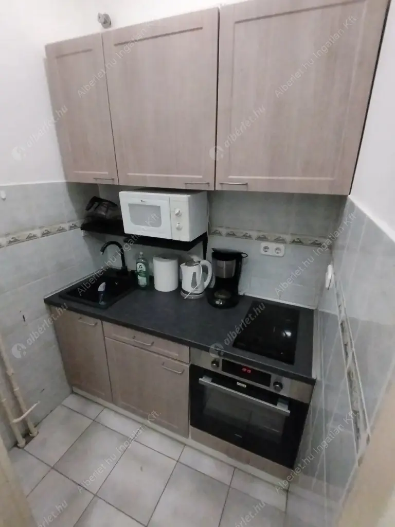 Kiadó albérlet 230000 Ft/hó áron: Budapest, XII. kerület  Böszörményi út. Mérete: 45 nm, 1 szobás | Alberlet.hu - 6572717