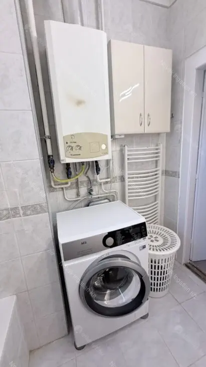 Kiadó albérlet 320000 Ft/hó áron: Budapest, XII. kerület  Böszörményi út. Mérete: 80 nm, 3 szobás | Alberlet.hu - 6670548