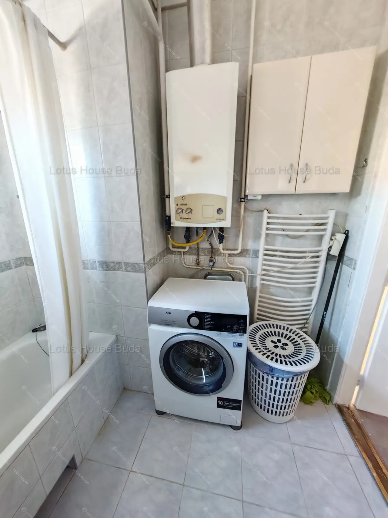 Kiadó albérlet 360000 Ft/hó áron: Budapest, XII. kerület  Böszörményi út. Mérete: 81 nm, 2 szobás | Alberlet.hu - 6667647