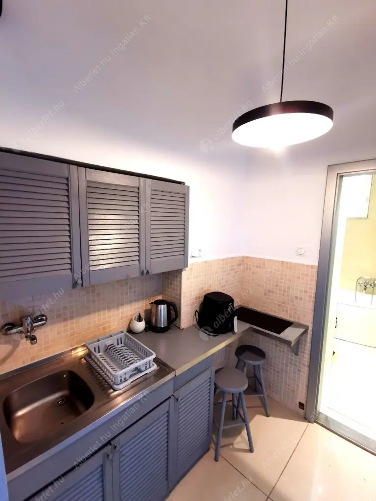 Kiadó albérlet 230000 Ft/hó áron: Budapest, XII. kerület  Bürök utca. Mérete: 30 nm, 1 szobás | Alberlet.hu - 6599525