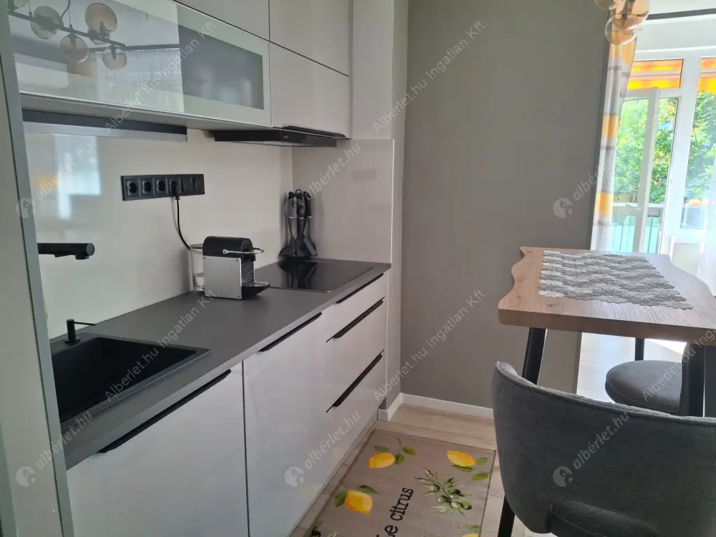 Kiadó albérlet 320000 Ft/hó áron: Budapest, XII. kerület  Csipke út. Mérete: 45 nm, 1 szobás | Alberlet.hu - 6566259