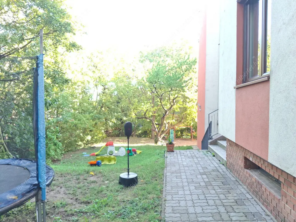 Kiadó albérlet 320000 Ft/hó áron: Budapest, XII. kerület  Csipke út. Mérete: 45 nm, 1 szobás | Alberlet.hu - 6566266