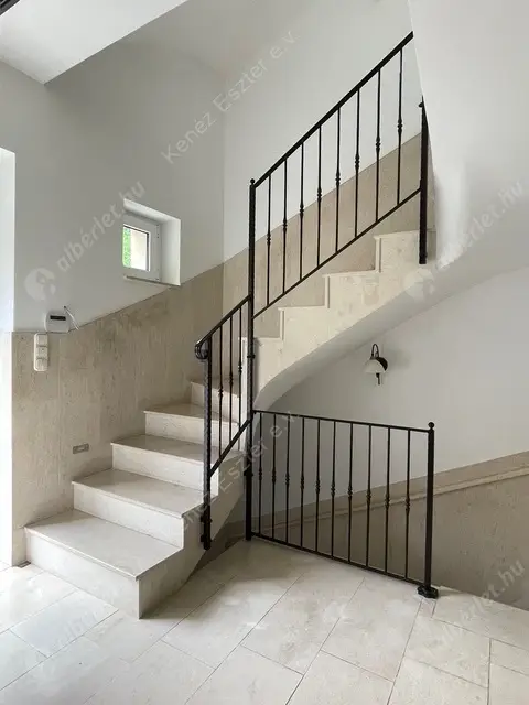 Kiadó albérlet 952000 Ft/hó áron: Budapest, XII. kerület  Csipke utca. Mérete: 300 nm, 6 szobás | Alberlet.hu - 6491732