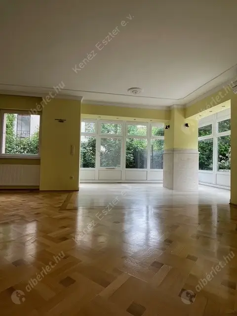 Kiadó albérlet 952000 Ft/hó áron: Budapest, XII. kerület  Csipke utca. Mérete: 300 nm, 6 szobás | Alberlet.hu - 6491741
