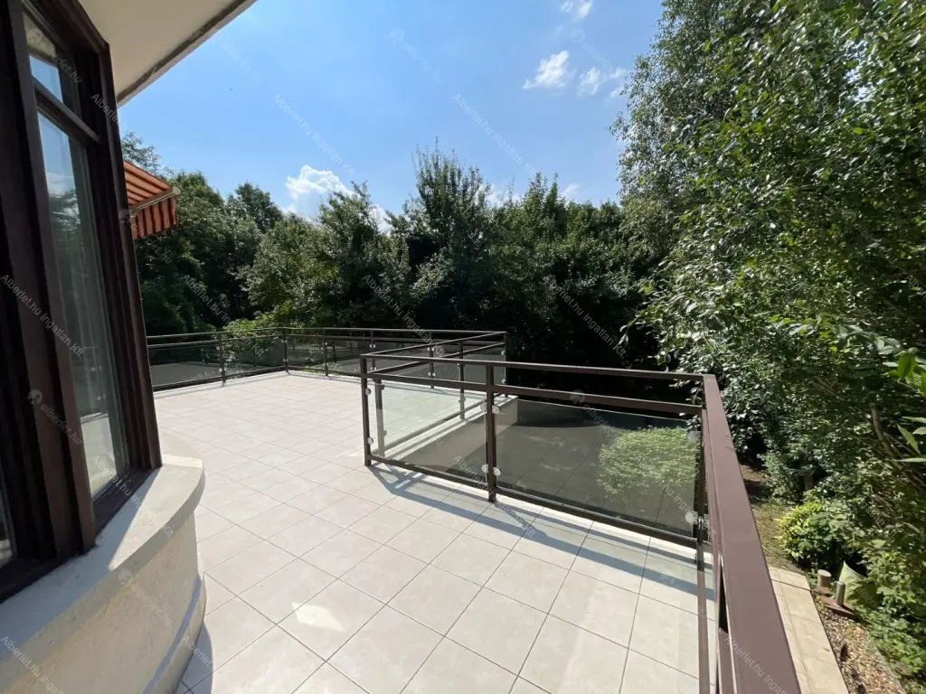 Kiadó albérlet 895000 Ft/hó áron: Budapest, XII. kerület  Denevér köz. Mérete: 165 nm, 4 szobás | Alberlet.hu - 6678381