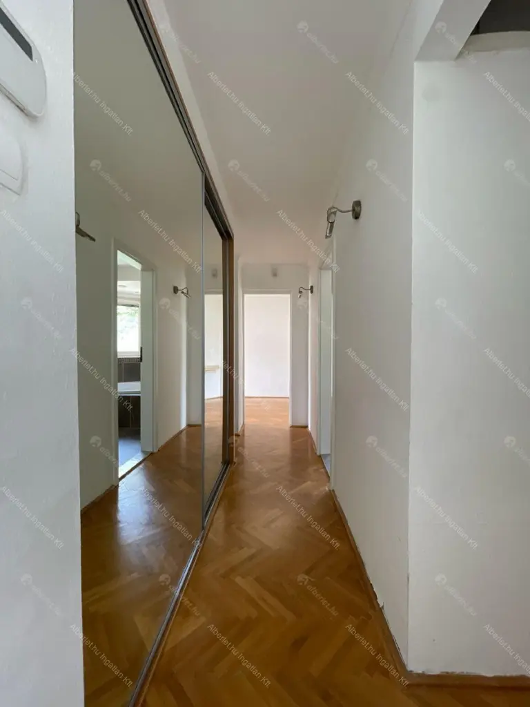 Kiadó albérlet 895000 Ft/hó áron: Budapest, XII. kerület  Denevér köz. Mérete: 165 nm, 4 szobás | Alberlet.hu - 6678392