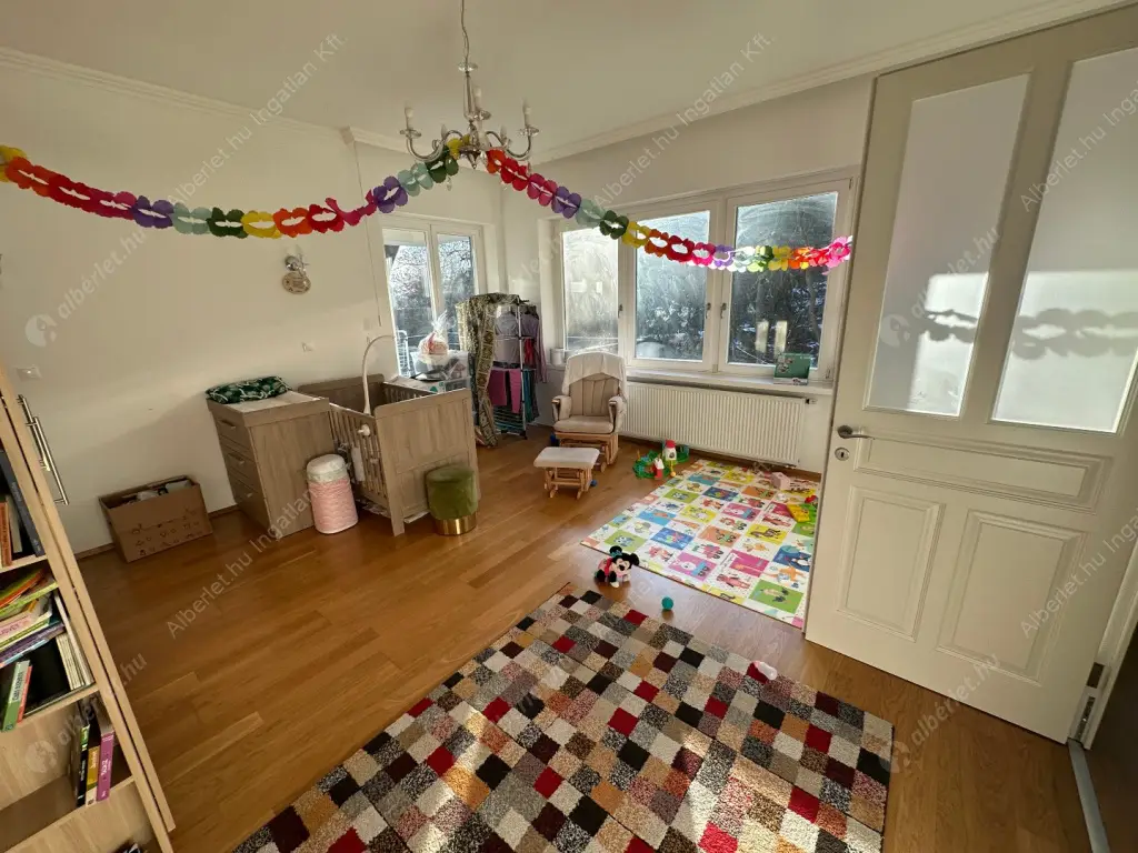 Kiadó albérlet 1200000 Ft/hó áron: Budapest, XII. kerület  Diós árok. Mérete: 200 nm, 5 szobás | Alberlet.hu - 6636967