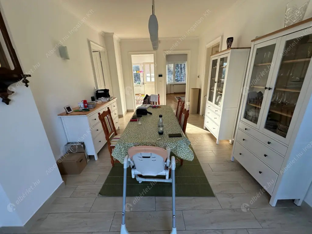 Kiadó albérlet 1200000 Ft/hó áron: Budapest, XII. kerület  Diós árok. Mérete: 200 nm, 5 szobás | Alberlet.hu - 6636976