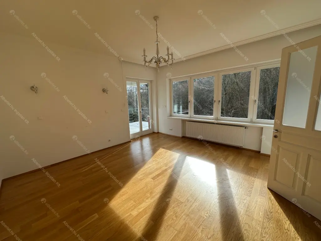 Kiadó albérlet 1100000 Ft/hó áron: Budapest, XII. kerület  Diós árok. Mérete: 200 nm, 5 szobás | Alberlet.hu - 6700873