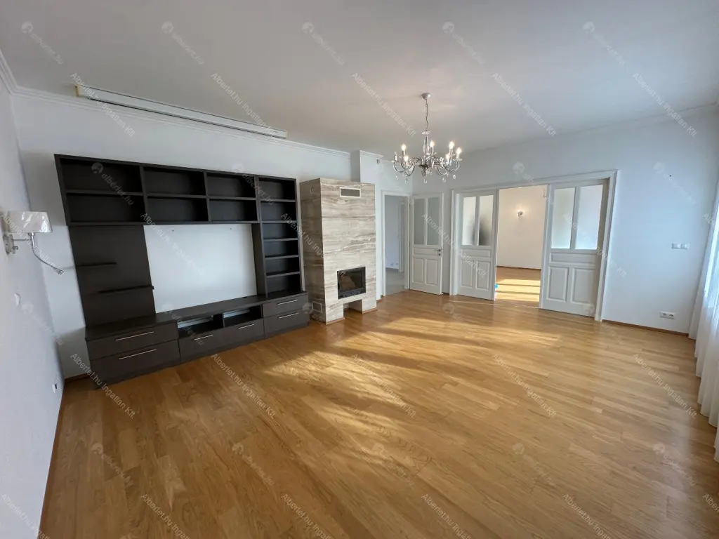 Kiadó albérlet 1100000 Ft/hó áron: Budapest, XII. kerület  Diós árok. Mérete: 200 nm, 5 szobás | Alberlet.hu - 6700876