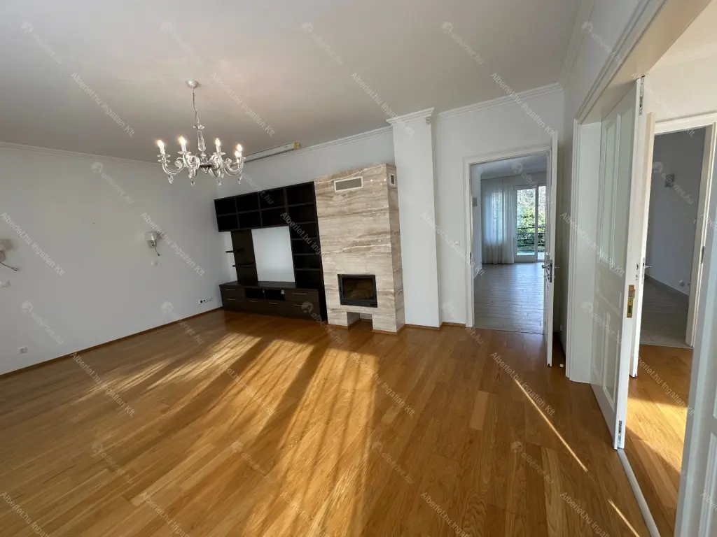 Kiadó albérlet 1100000 Ft/hó áron: Budapest, XII. kerület  Diós árok. Mérete: 200 nm, 5 szobás | Alberlet.hu - 6700878