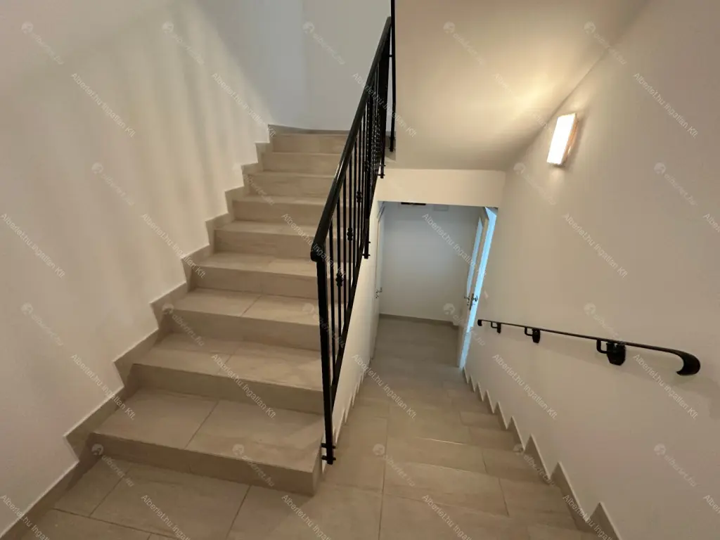 Kiadó albérlet 1100000 Ft/hó áron: Budapest, XII. kerület  Diós árok. Mérete: 200 nm, 5 szobás | Alberlet.hu - 6700894