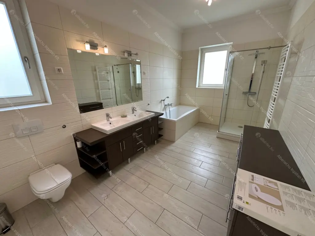 Kiadó albérlet 1100000 Ft/hó áron: Budapest, XII. kerület  Diós árok. Mérete: 200 nm, 5 szobás | Alberlet.hu - 6700895