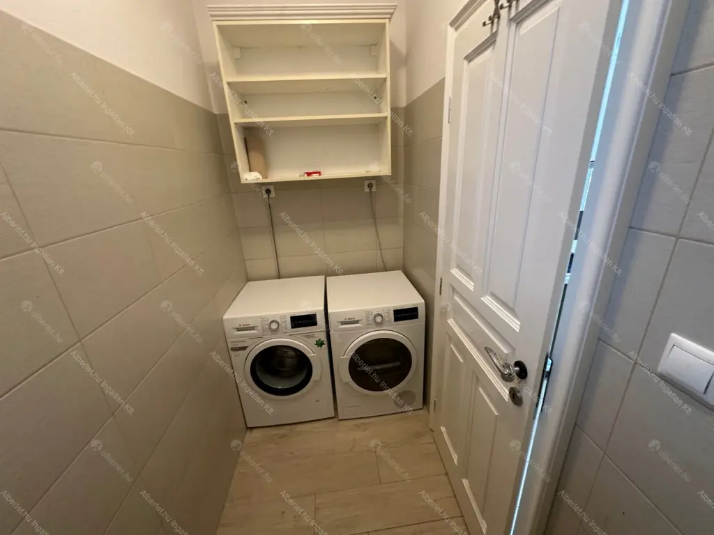 Kiadó albérlet 1100000 Ft/hó áron: Budapest, XII. kerület  Diós árok. Mérete: 200 nm, 5 szobás | Alberlet.hu - 6700896