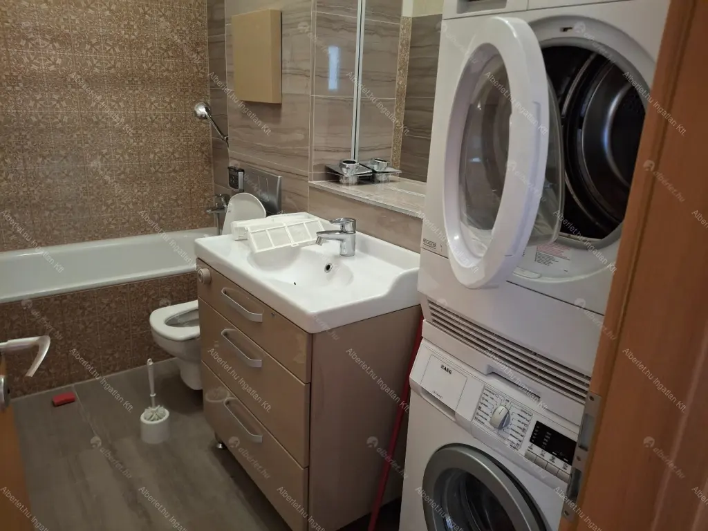 Kiadó albérlet 700000 Ft/hó áron: Budapest, XII. kerület  Dolgos utca. Mérete: 112 nm, 4 szobás | Alberlet.hu - 6663217