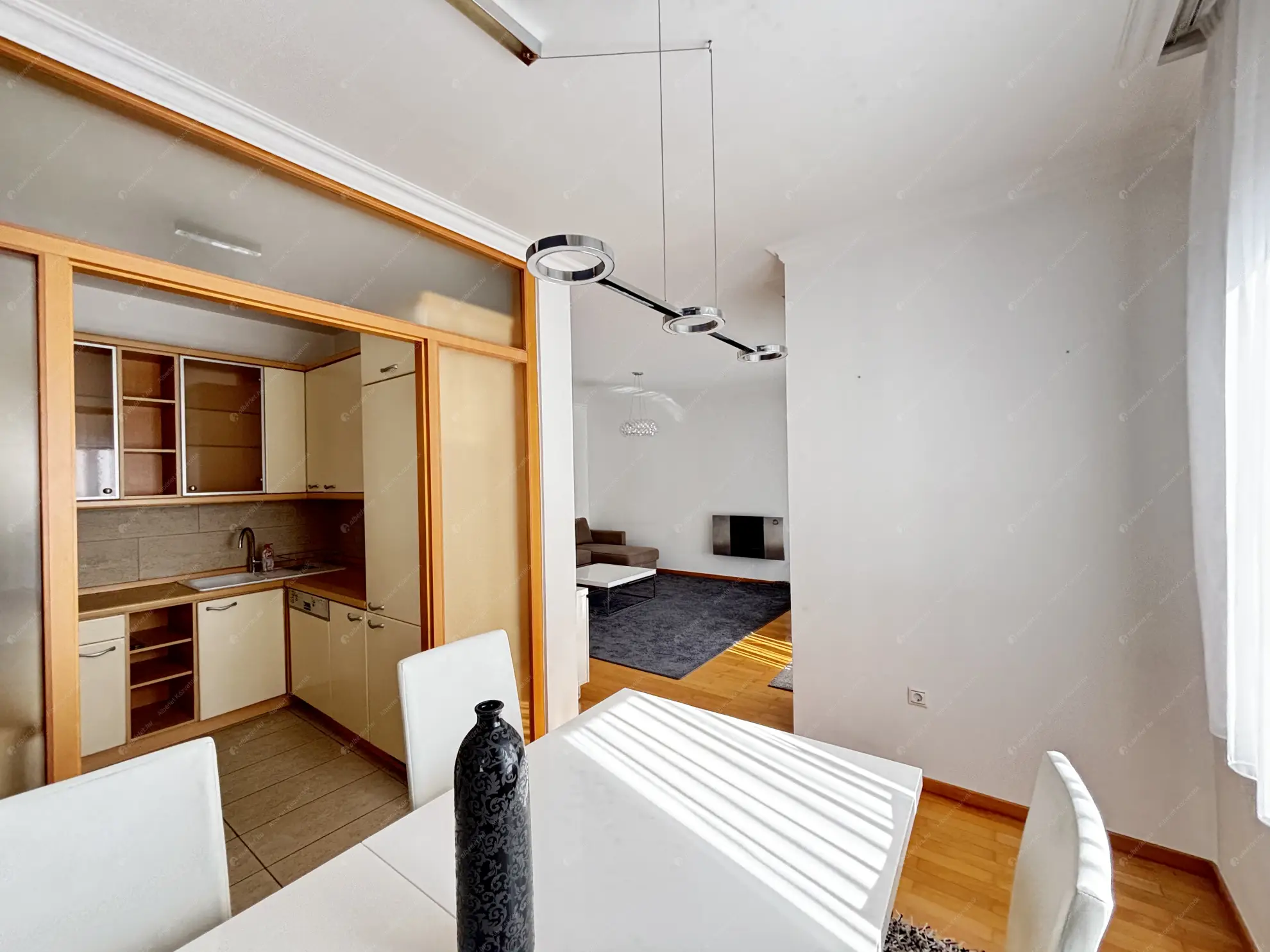 Kiadó albérlet 340000 Ft/hó áron: Budapest, XII. kerület  Dolgos utca. Mérete: 84 nm, 3 szobás | Alberlet.hu - 6552499