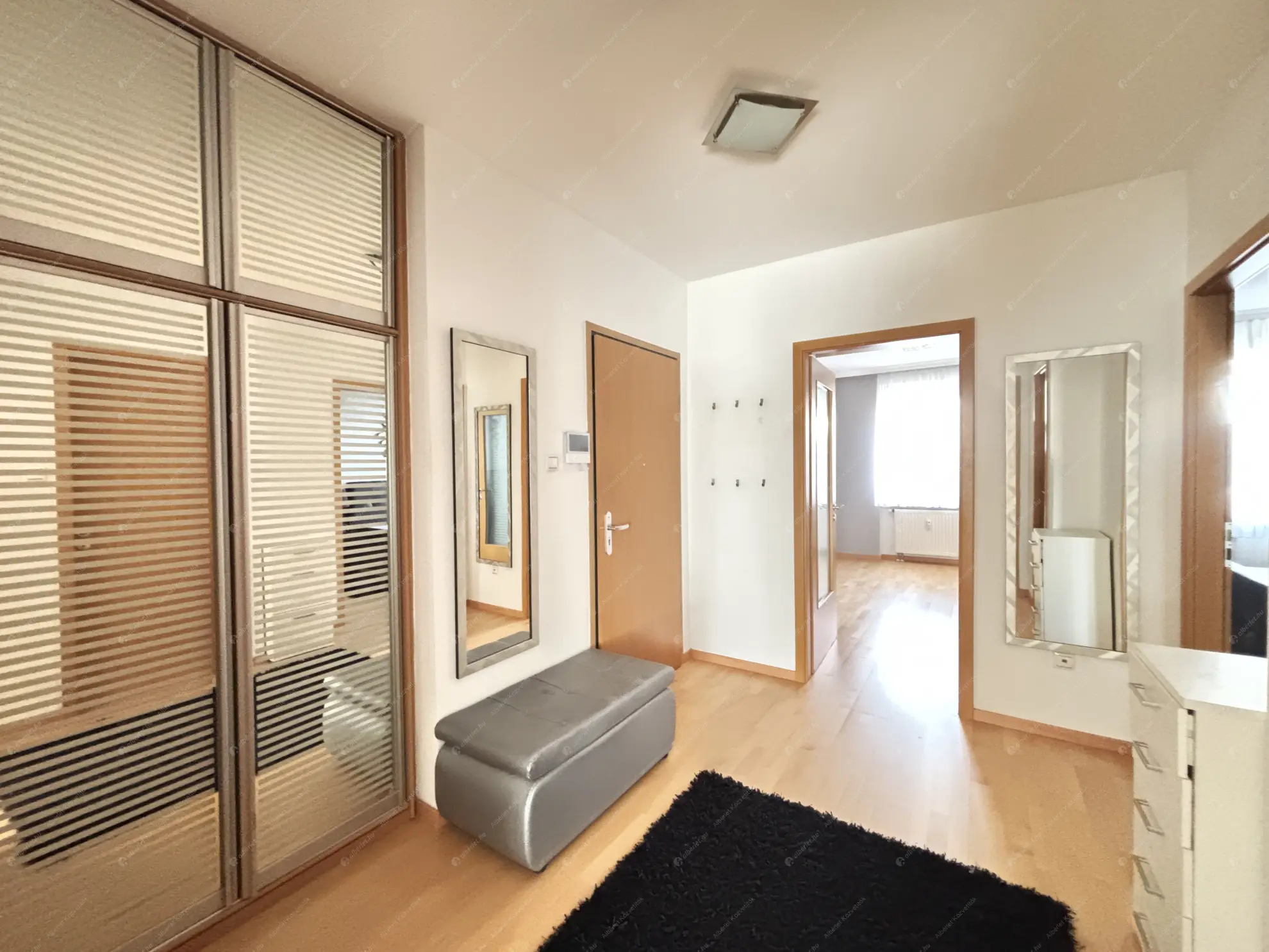 Kiadó albérlet 340000 Ft/hó áron: Budapest, XII. kerület  Dolgos utca. Mérete: 84 nm, 3 szobás | Alberlet.hu - 6552504