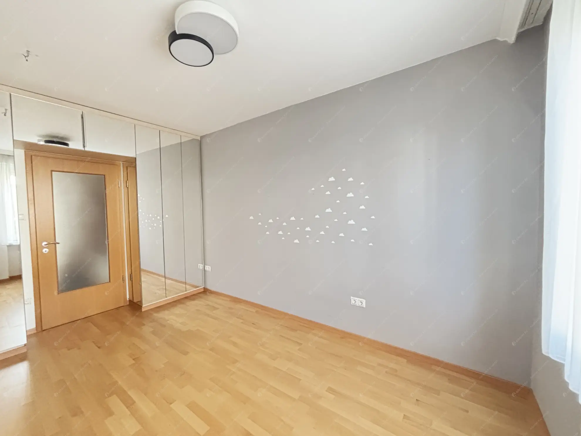 Kiadó albérlet 340000 Ft/hó áron: Budapest, XII. kerület  Dolgos utca. Mérete: 84 nm, 3 szobás | Alberlet.hu - 6552510