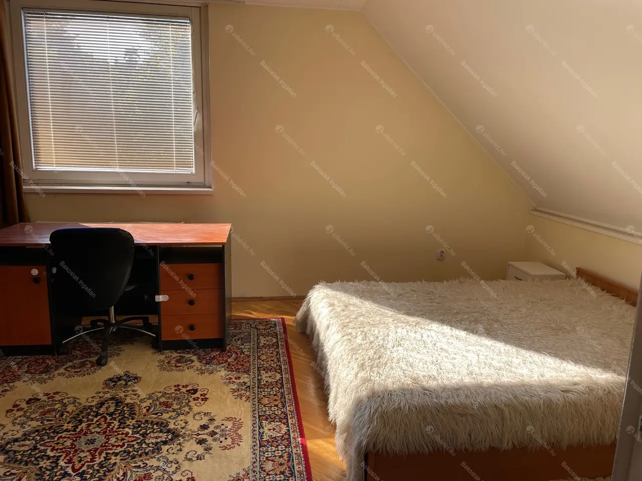 Kiadó albérlet 910000 Ft/hó áron: Budapest, XII. kerület  Eötvös út. Mérete: 220 nm, 5 szobás | Alberlet.hu - 5434111