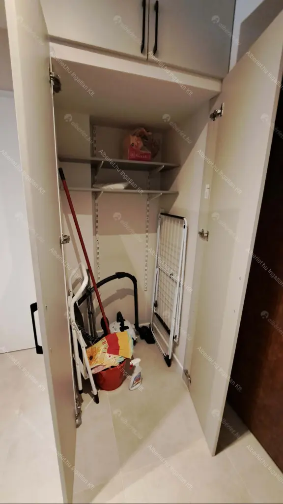 Kiadó albérlet 320000 Ft/hó áron: Budapest, XII. kerület  Eötvös út. Mérete: 63 nm, 3 szobás | Alberlet.hu - 6666896