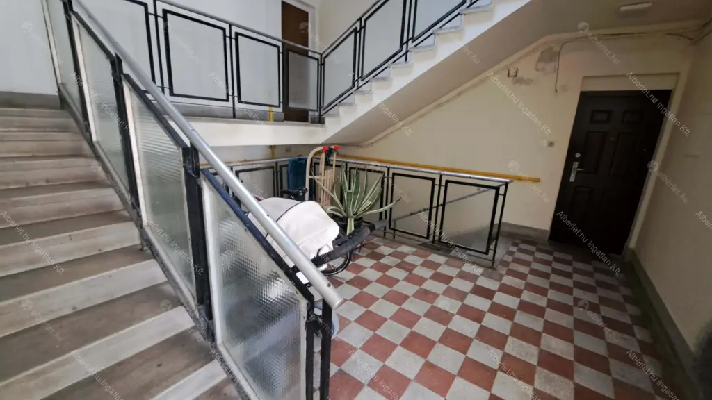 Kiadó albérlet 320000 Ft/hó áron: Budapest, XII. kerület  Eötvös út. Mérete: 63 nm, 3 szobás | Alberlet.hu - 6666902