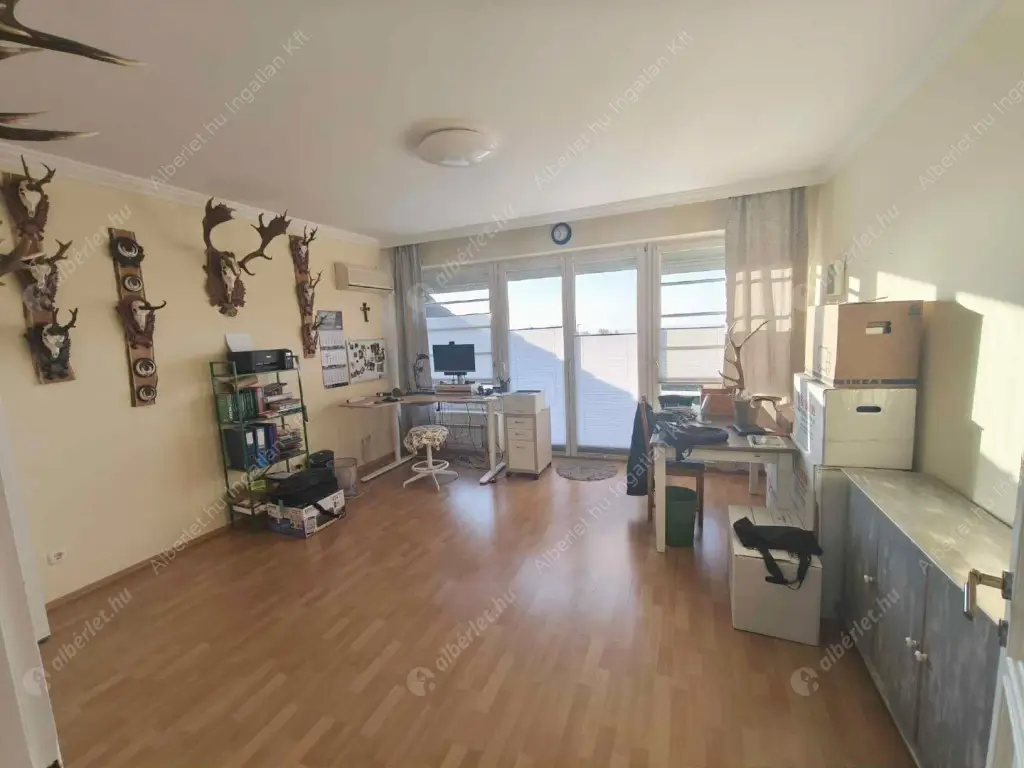 Kiadó albérlet 1196000 Ft/hó áron: Budapest, XII. kerület  Fodor lejtő. Mérete: 280 nm, 4 szobás | Alberlet.hu - 6586886
