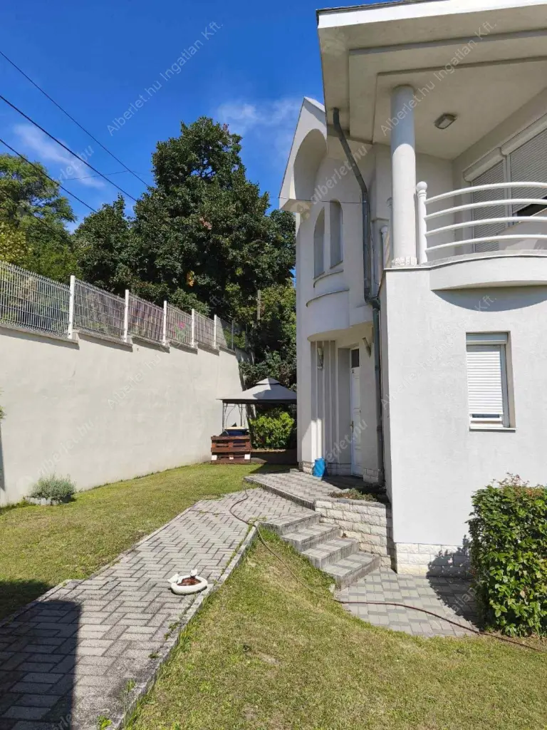 Kiadó albérlet 1196000 Ft/hó áron: Budapest, XII. kerület  Fodor lejtő. Mérete: 280 nm, 4 szobás | Alberlet.hu - 6586888