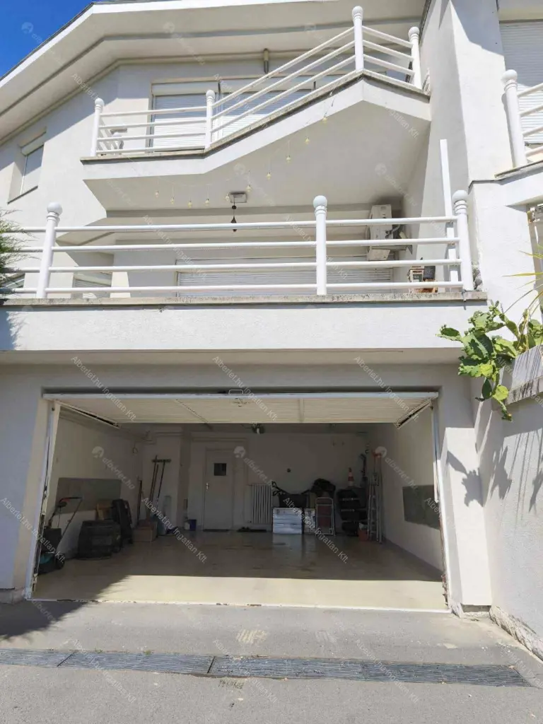 Kiadó albérlet 969000 Ft/hó áron: Budapest, XII. kerület  Fodor lejtő. Mérete: 280 nm, 4 szobás | Alberlet.hu - 6662079