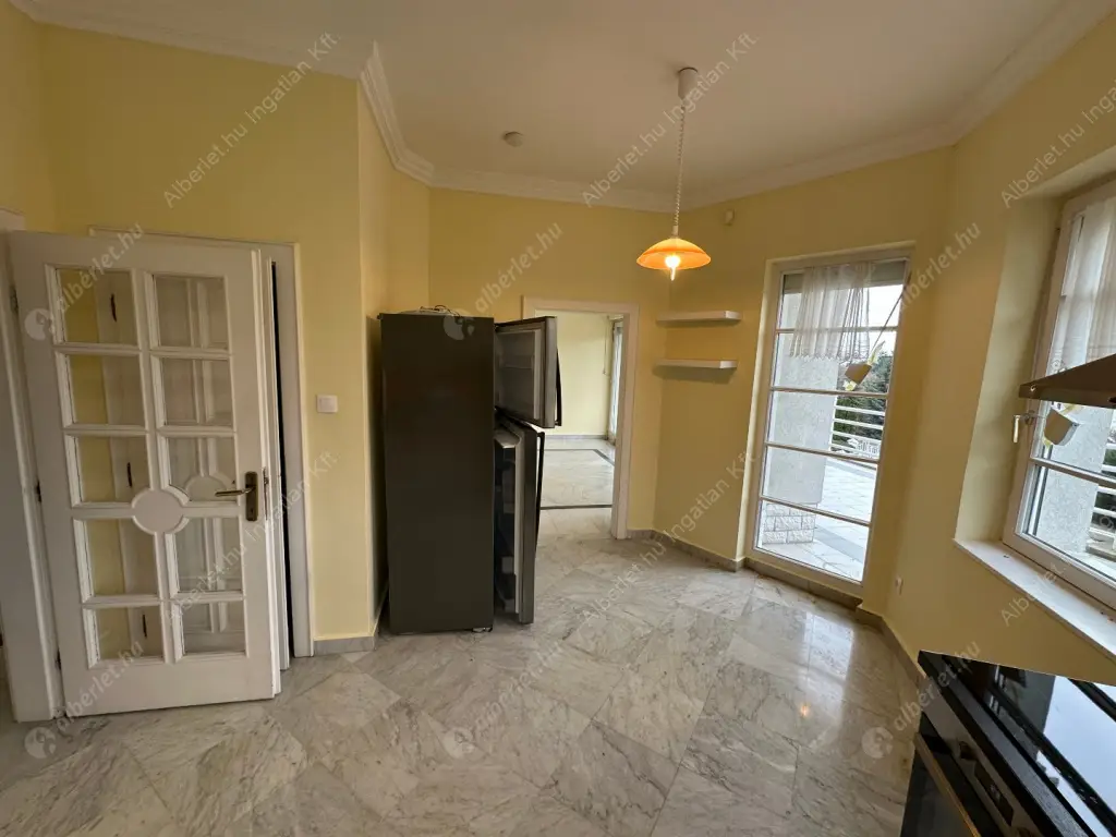 Kiadó albérlet 1144000 Ft/hó áron: Budapest, XII. kerület  Fodor utca. Mérete: 280 nm, 4 szobás | Alberlet.hu - 6592147