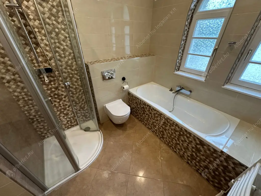 Kiadó albérlet 1144000 Ft/hó áron: Budapest, XII. kerület  Fodor utca. Mérete: 280 nm, 4 szobás | Alberlet.hu - 6592150