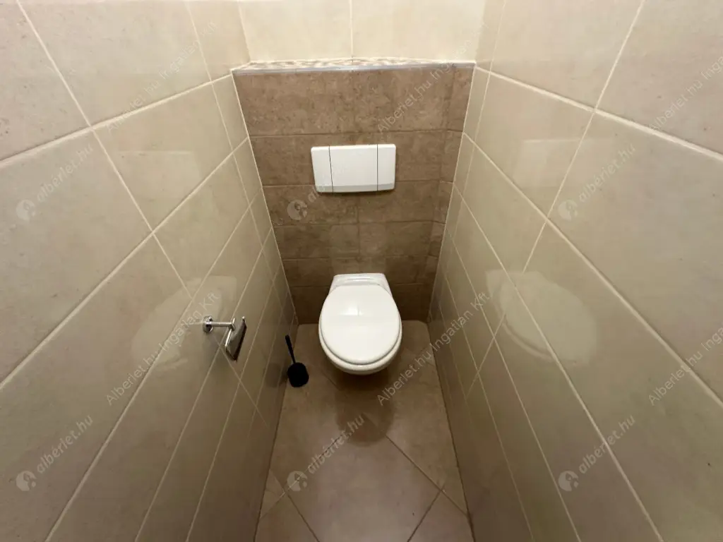 Kiadó albérlet 1144000 Ft/hó áron: Budapest, XII. kerület  Fodor utca. Mérete: 280 nm, 4 szobás | Alberlet.hu - 6592151