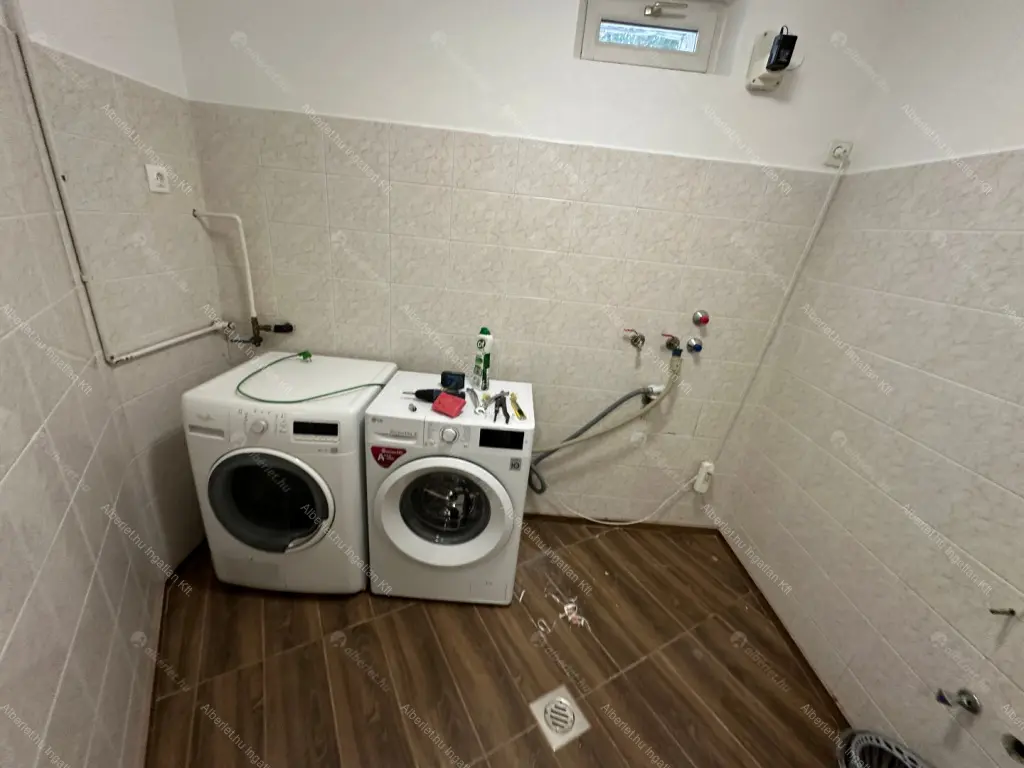 Kiadó albérlet 908000 Ft/hó áron: Budapest, XII. kerület  Fodor utca. Mérete: 280 nm, 4 szobás | Alberlet.hu - 6682122