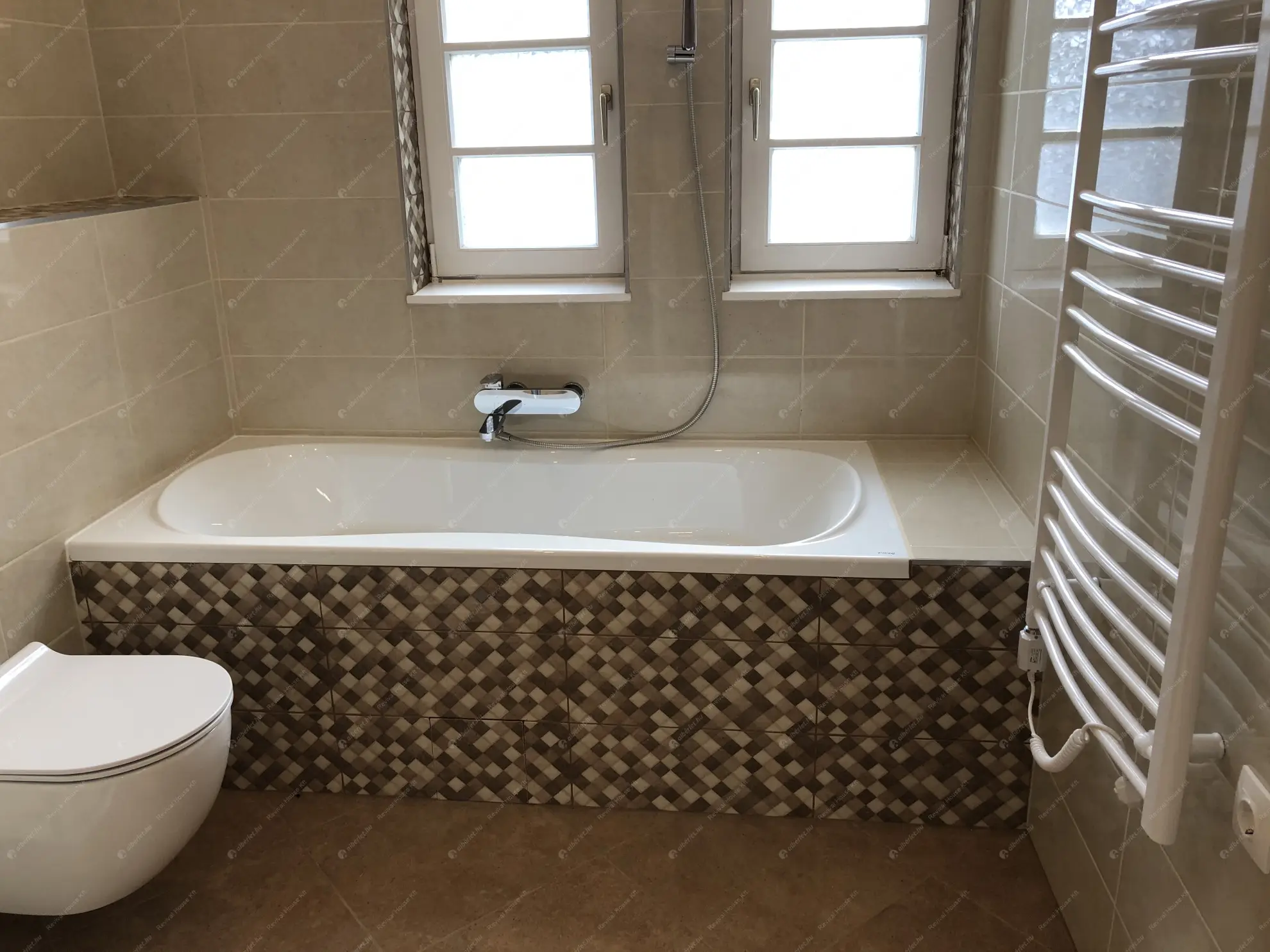 Kiadó albérlet 1145000 Ft/hó áron: Budapest, XII. kerület  Fodor utca. Mérete: 280 nm, 4 szobás | Alberlet.hu - 6596746