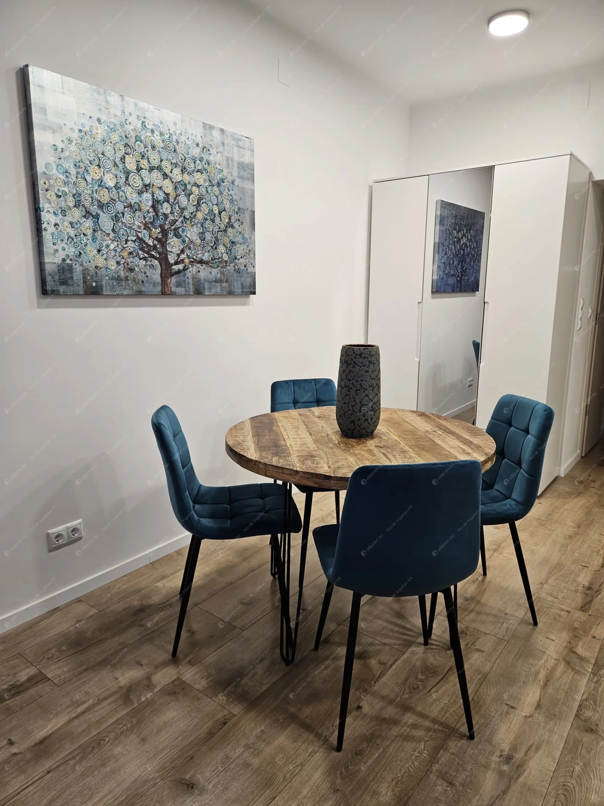 Kiadó albérlet 295000 Ft/hó áron: Budapest, XII. kerület  Fodor utca. Mérete: 38 nm, 1 szobás | Alberlet.hu - 6590619