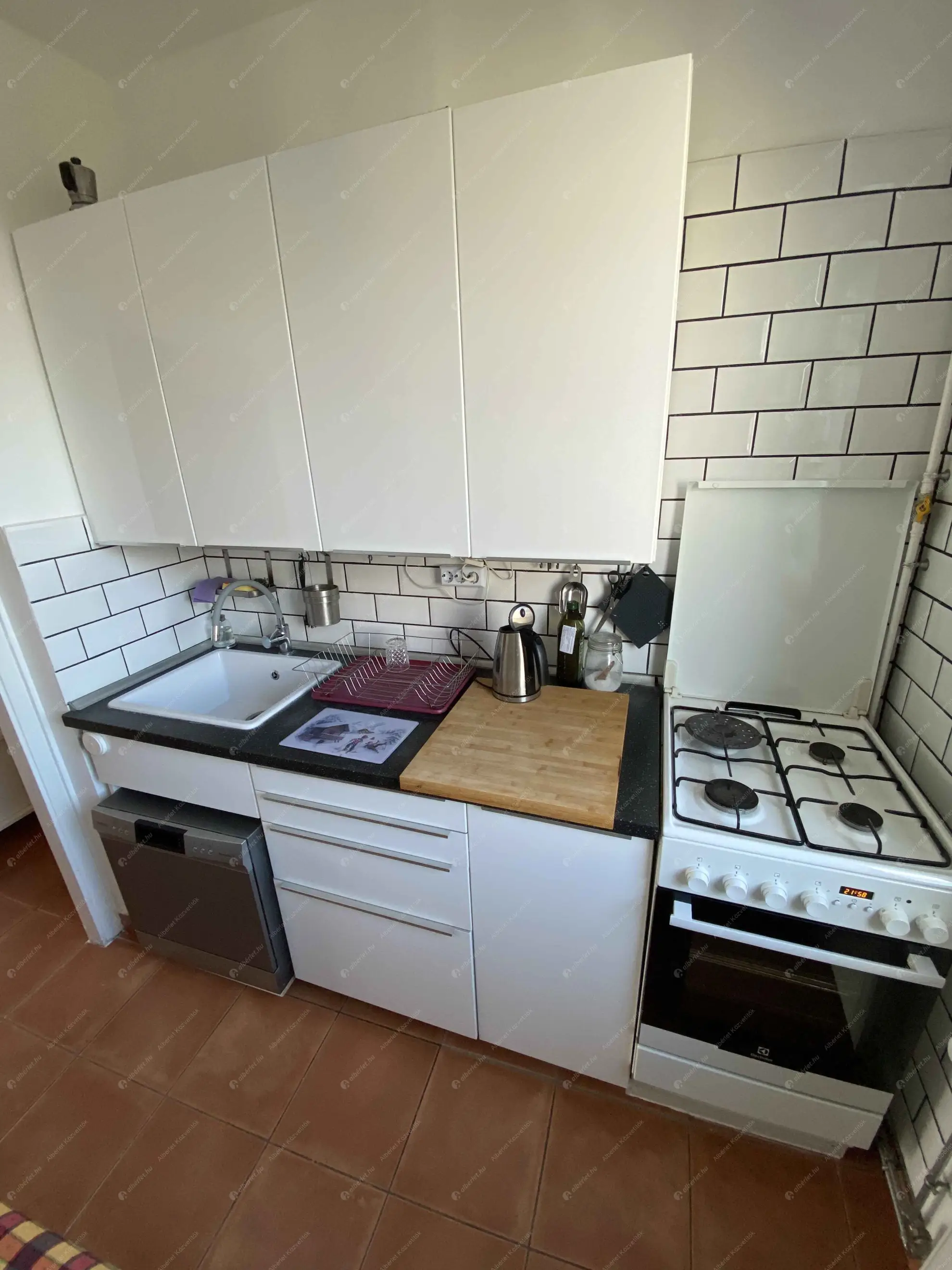 Kiadó albérlet 250000 Ft/hó áron: Budapest, XII. kerület  Fülemile út. Mérete: 65 nm, 2 szobás | Alberlet.hu - 6604787