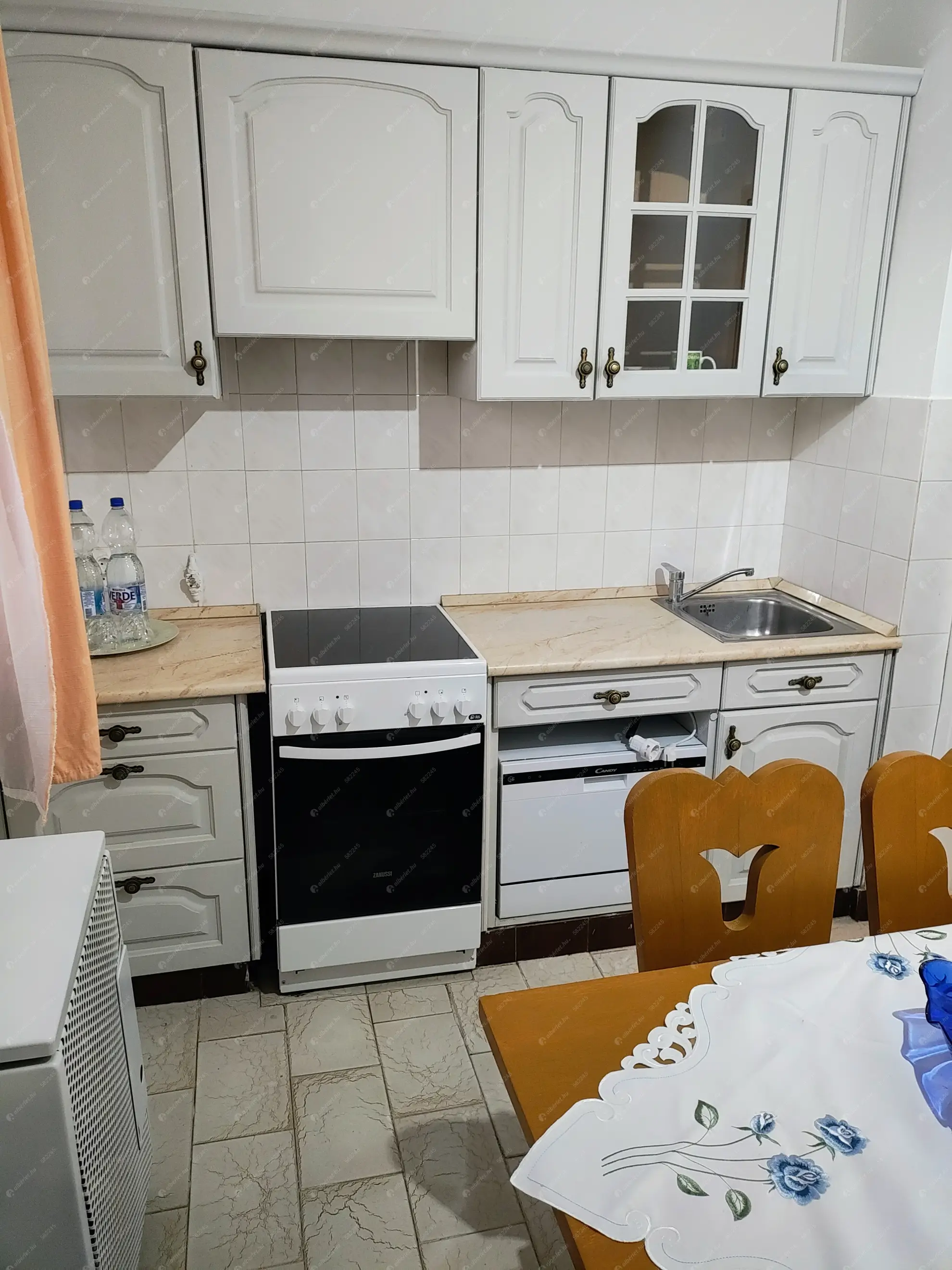 Kiadó albérlet 260000 Ft/hó áron: Budapest, XII. kerület  Fülemile út. Mérete: 66 nm, 2 szobás | Alberlet.hu - 6609516