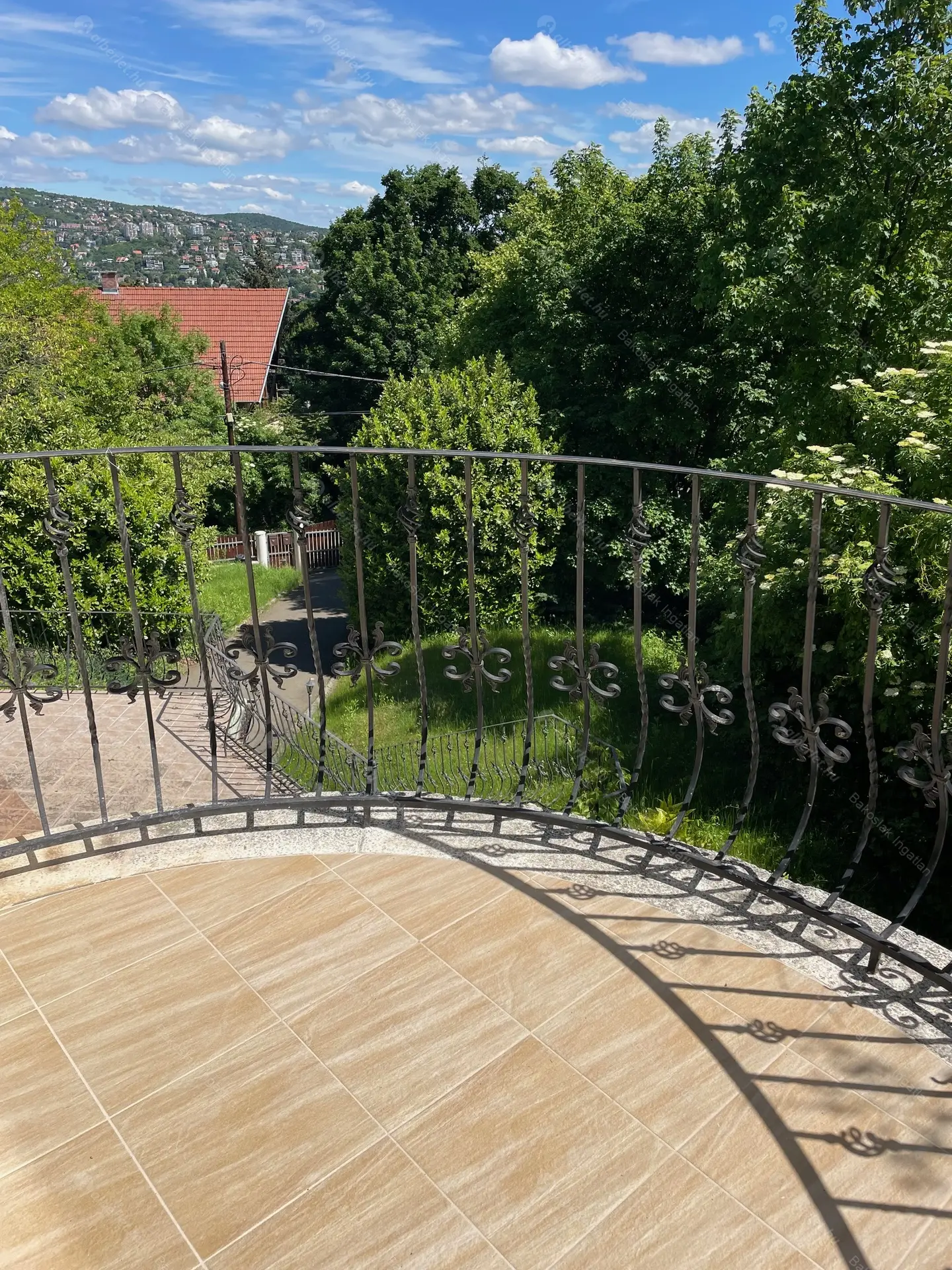 Kiadó albérlet 1116000 Ft/hó áron: Budapest, XII. kerület  Galgóczy utca. Mérete: 300 nm, 7 szobás | Alberlet.hu - 6460151