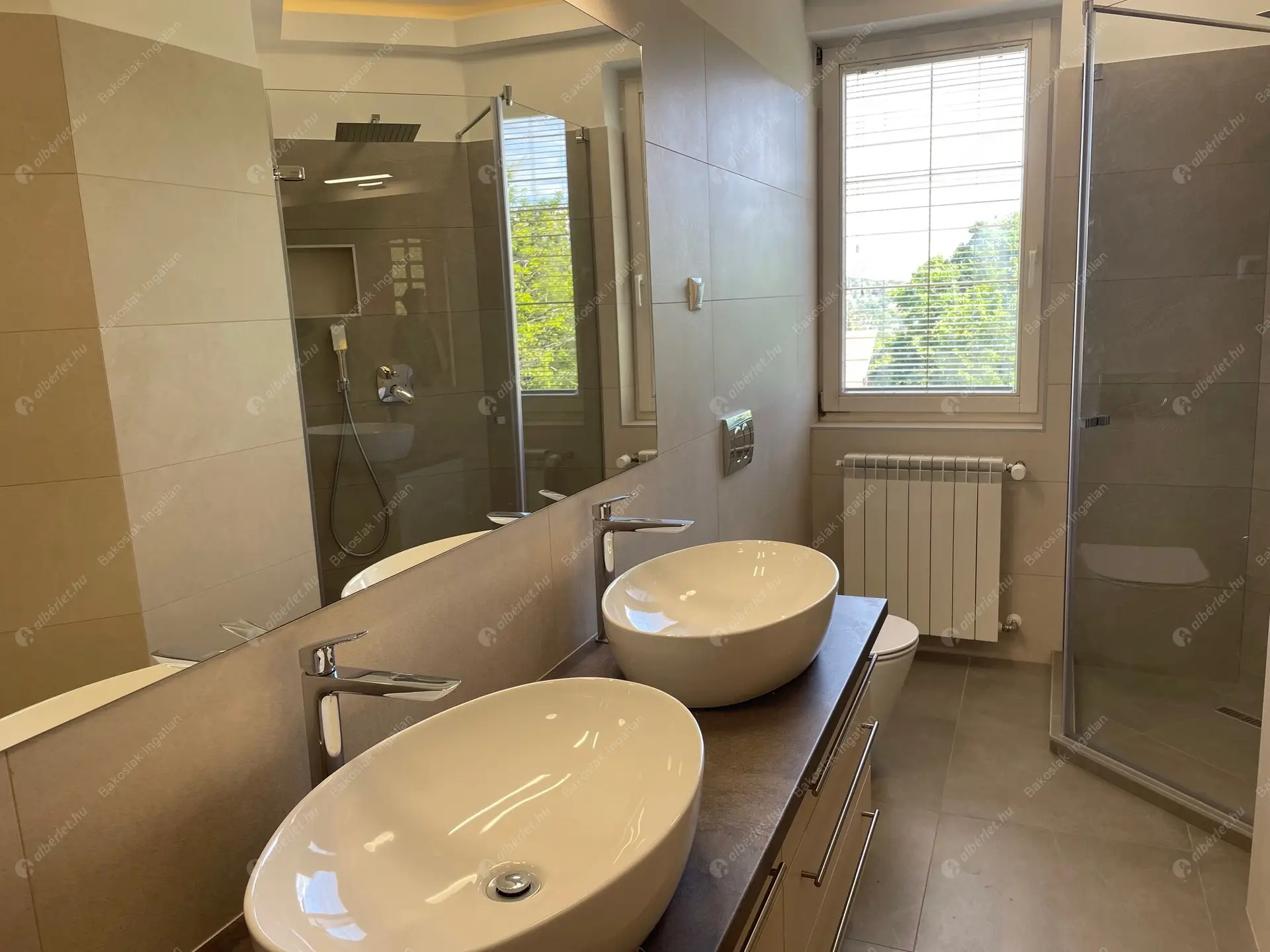 Kiadó albérlet 1116000 Ft/hó áron: Budapest, XII. kerület  Galgóczy utca. Mérete: 300 nm, 7 szobás | Alberlet.hu - 6460153