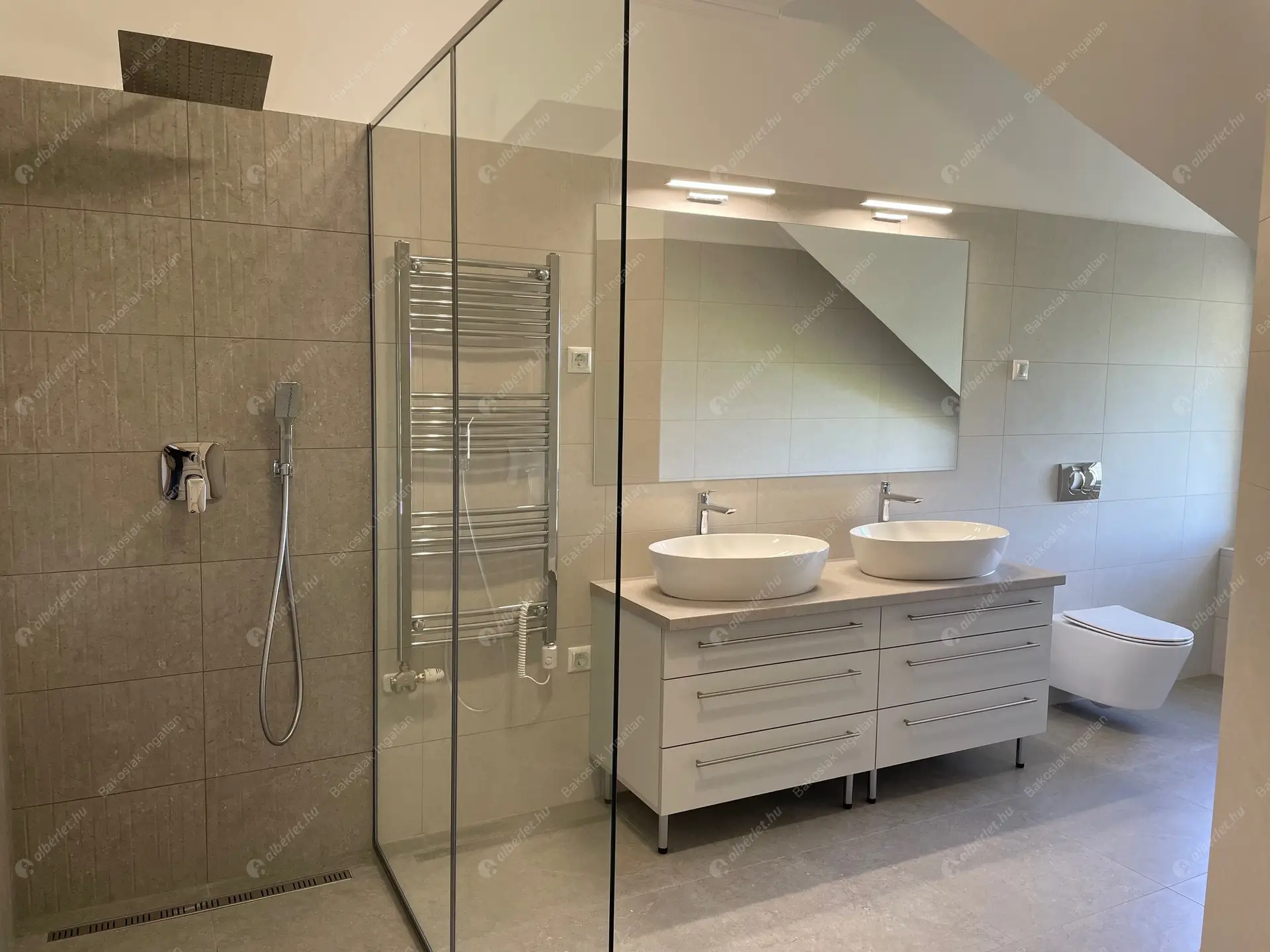 Kiadó albérlet 1116000 Ft/hó áron: Budapest, XII. kerület  Galgóczy utca. Mérete: 300 nm, 7 szobás | Alberlet.hu - 6460159