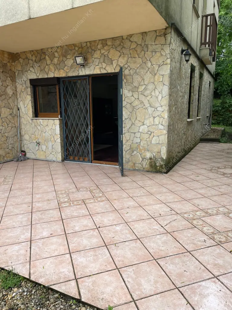 Kiadó albérlet 450000 Ft/hó áron: Budapest, XII. kerület  Galgóczy utca. Mérete: 90 nm, 3 szobás | Alberlet.hu - 6594372