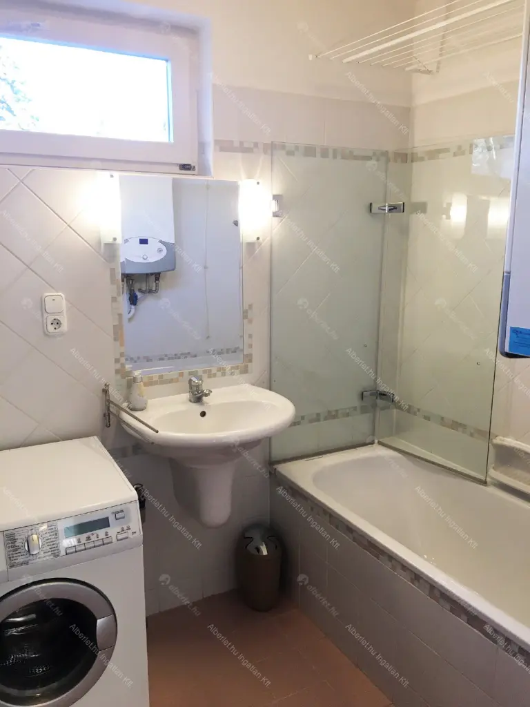 Kiadó albérlet 260000 Ft/hó áron: Budapest, XII. kerület  György Aladár utca. Mérete: 56 nm, 2 szobás | Alberlet.hu - 6648492