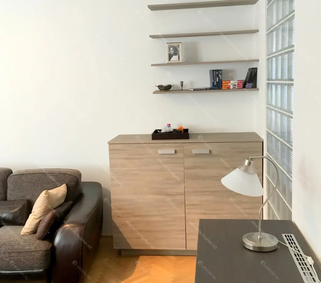 Kiadó albérlet 260000 Ft/hó áron: Budapest, XII. kerület  György Aladár utca. Mérete: 56 nm, 2 szobás | Alberlet.hu - 6657015