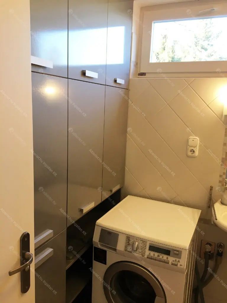 Kiadó albérlet 260000 Ft/hó áron: Budapest, XII. kerület  György Aladár utca. Mérete: 56 nm, 2 szobás | Alberlet.hu - 6657033