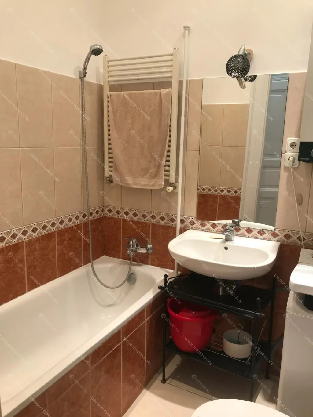 Kiadó albérlet 215000 Ft/hó áron: Budapest, XII. kerület  Hajnóczy József utca. Mérete: 41 nm, 1 szobás | Alberlet.hu - 6708694