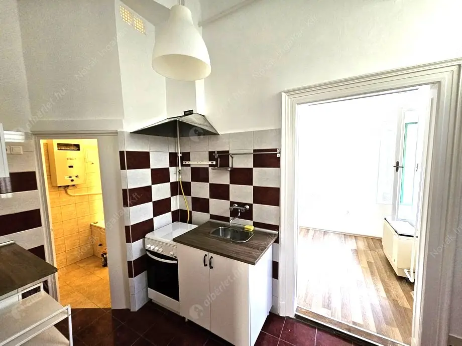 Kiadó albérlet 220000 Ft/hó áron: Budapest, XII. kerület  Hajnóczy József utca. Mérete: 44 nm, 2 szobás | Alberlet.hu - 6603933